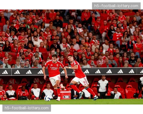 专家观点:现代足球中,定位球已成为打破比赛均衡的常规武器 专家观点:现代足球中,定位球已成为打破比赛均衡的常规武器